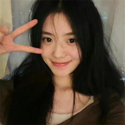 他的摩托车，她的岛